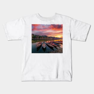 Hoi An sunrise Kids T-Shirt